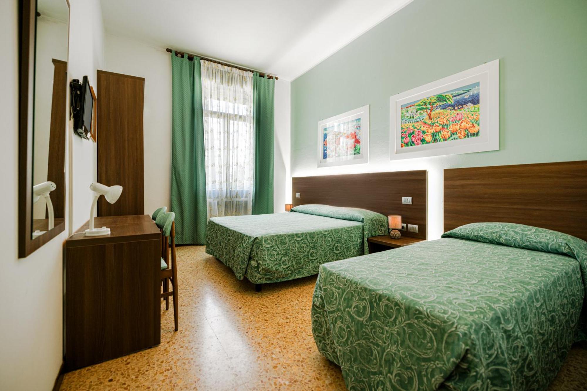Al Santuario 2* Peschiera del Garda