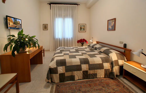 Al Santuario 2* Peschiera del Garda